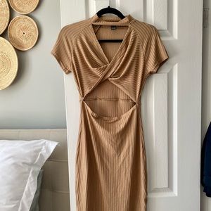 Caramel ribbed midi dress 🤎